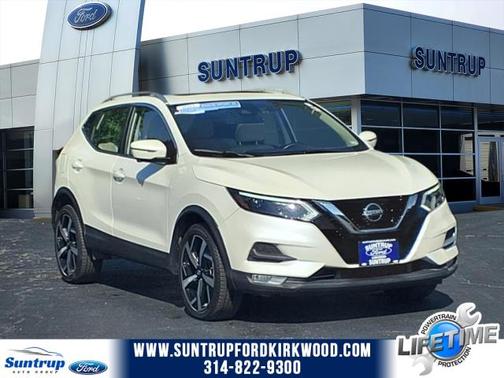 2022 Nissan Rogue Sport SL