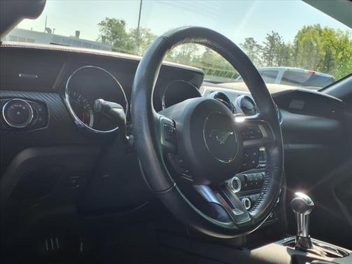 2016 Ford Mustang V6