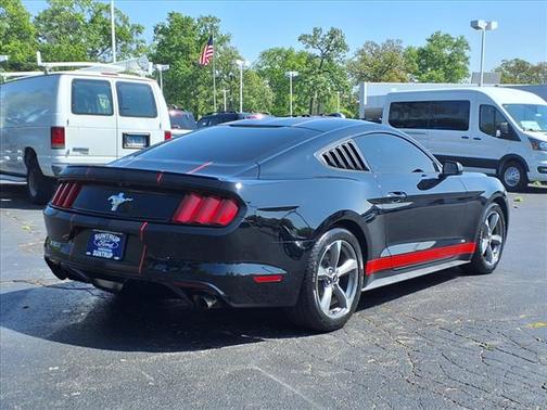 2016 Ford Mustang V6