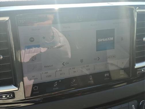 2024 Chrysler Pacifica Touring-L