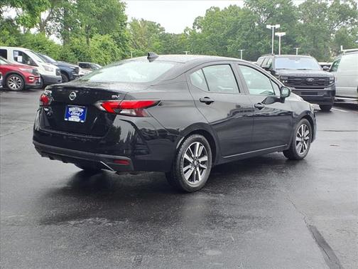 2021 Nissan Versa 1.6 SV