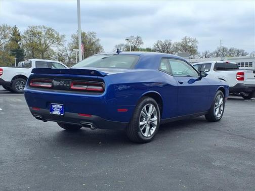 2021 Dodge Challenger SXT