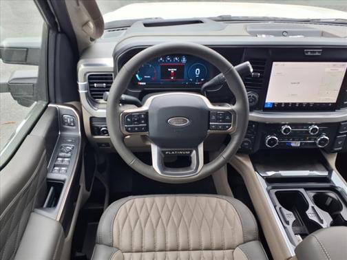2025 Ford F-250 Platinum