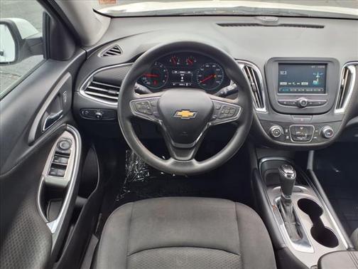 2017 Chevrolet Malibu 1LT