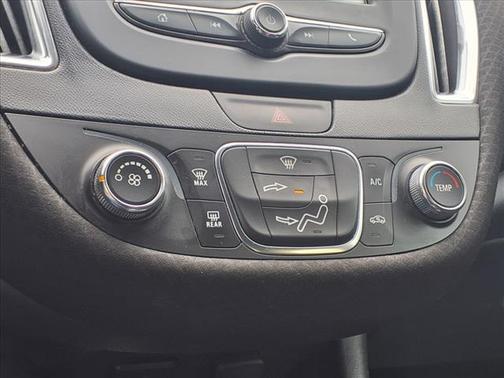 2017 Chevrolet Malibu 1LT