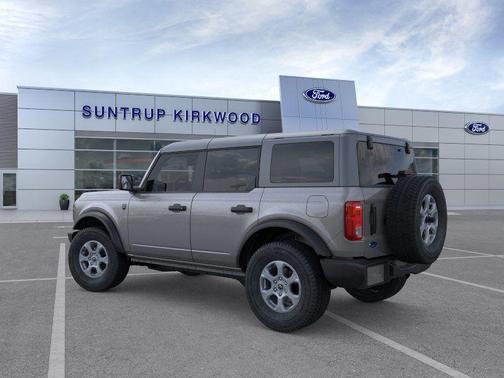 Carbonized Gray Metallic 2026 Ford Bronco Big Bend