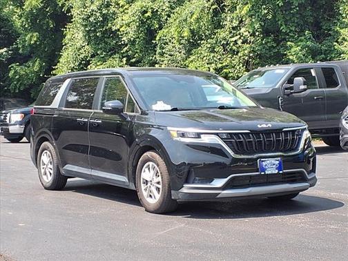 2022 Kia Carnival LXS