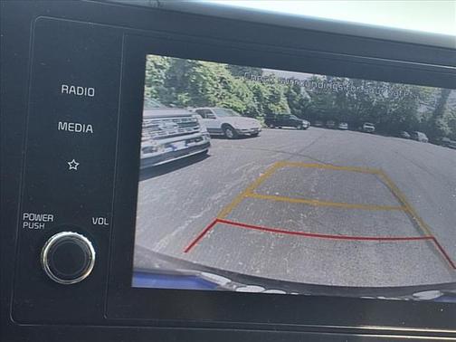 2022 Kia Carnival LXS