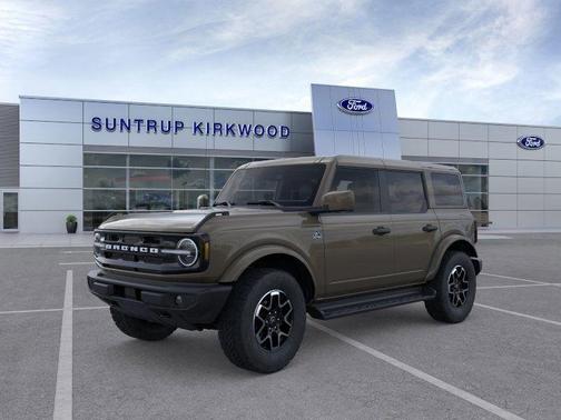 2026 Ford Bronco Outer Banks
