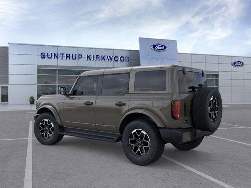 2026 Ford Bronco Outer Banks