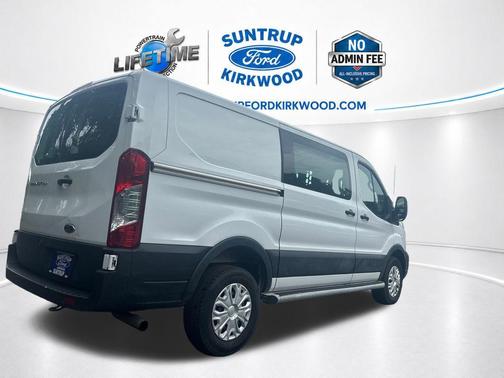 Oxford White 2025 Ford Transit-250 Base
