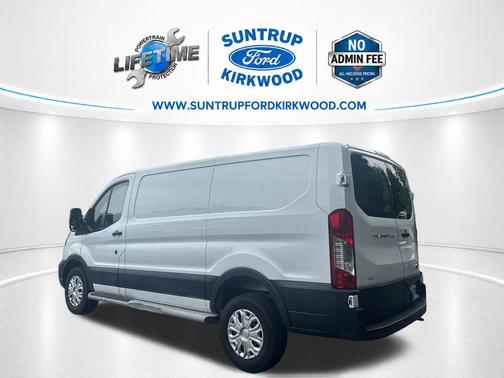 Oxford White 2025 Ford Transit-250 Base