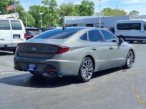 2022 Hyundai SONATA Limited
