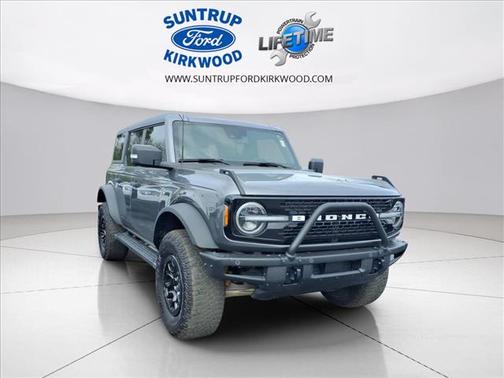 Carbonized Gray Metallic 2022 Ford Bronco Wildtrak