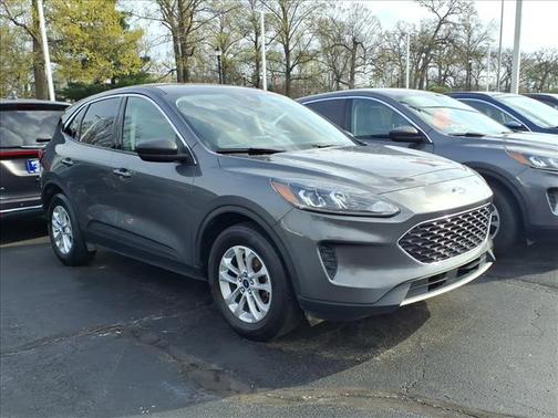 Carbonized Gray Metallic 2022 Ford Escape SE