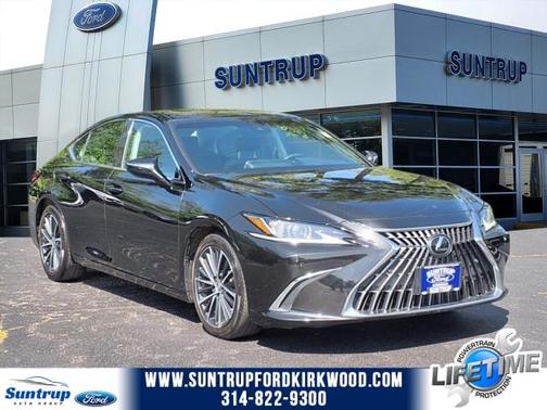 2022 Lexus ES 350 Base