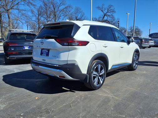 2022 Nissan Rogue Platinum