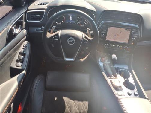 2023 Nissan Maxima SR