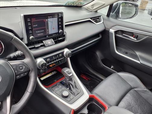 2021 Toyota RAV4 SE