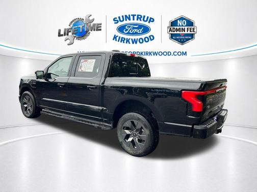 Agate Black Metallic 2022 Ford F-150 Lightning LARIAT
