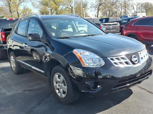 Super Black 2014 Nissan Rogue Select S