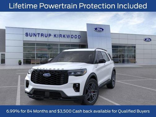 Star White 2026 Ford Explorer ST-Line