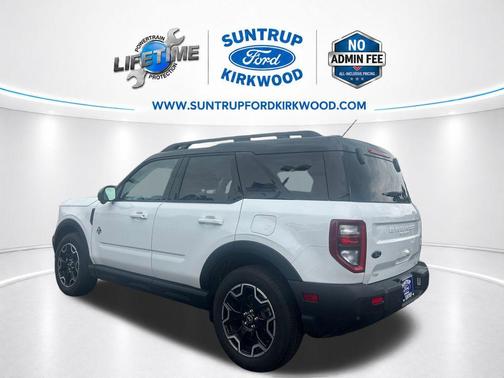 Oxford White 2025 Ford Bronco Sport Outer Banks