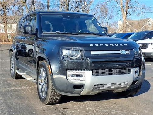 2020 Land Rover Defender 110 SE