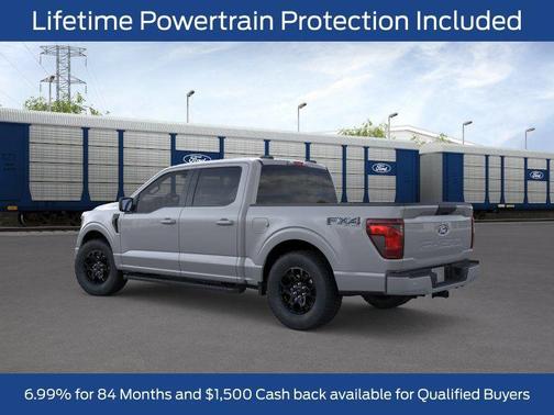 Avalanche 2026 Ford F-150 XLT