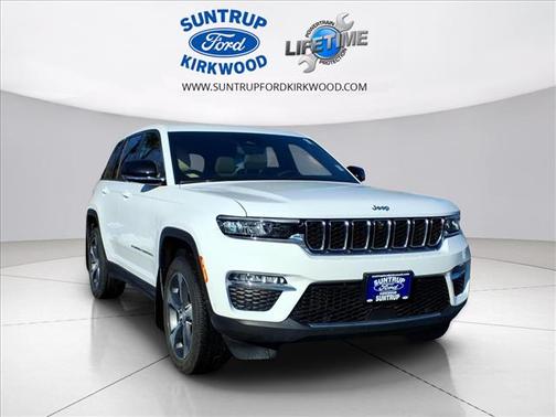 2022 Jeep Grand Cherokee 4xe Base