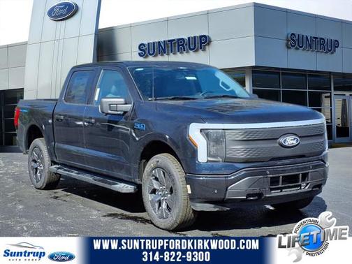 2025 Ford F-150 Lightning Flash