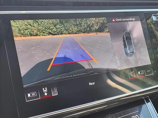 2024 Audi Q7 45 Premium Plus