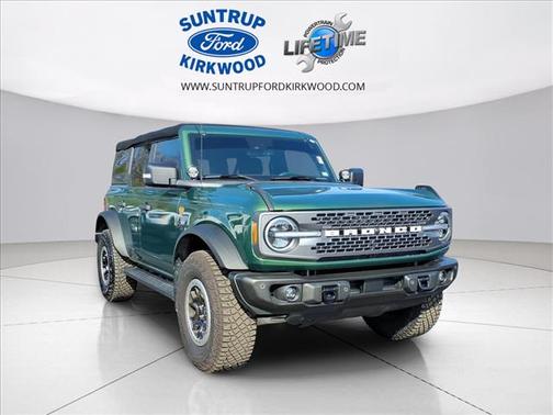Eruption Green Metallic 2022 Ford Bronco Badlands