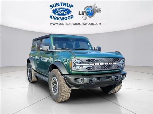 Eruption Green Metallic 2022 Ford Bronco Badlands