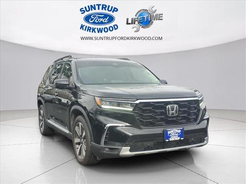 Crystal Black Pearl 2023 Honda Pilot Elite