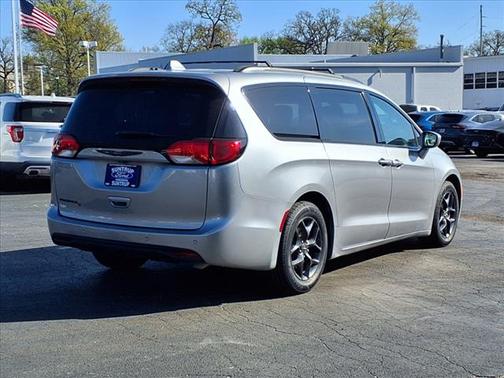 2020 Chrysler Pacifica Touring-L Plus