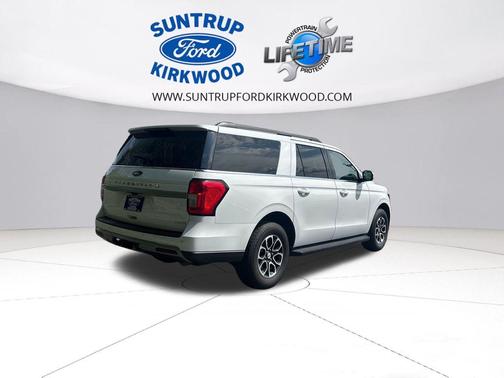 Oxford White 2024 Ford Expedition Max XLT