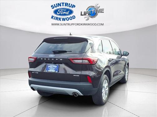 Cinnabar Red Metallic 2023 Ford Escape Active