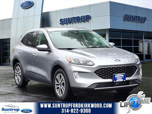 2022 Ford Escape SEL