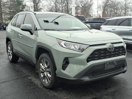 2021 Toyota RAV4 XLE Premium