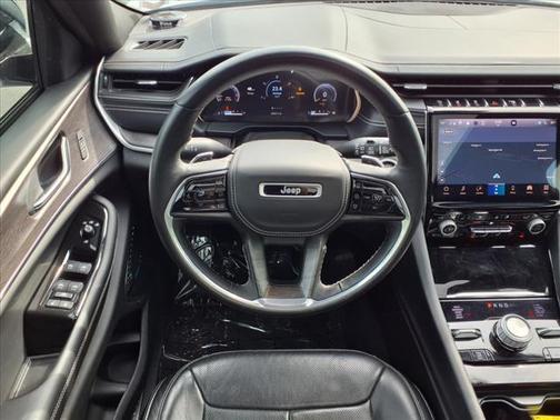 2022 Jeep Grand Cherokee L Overland