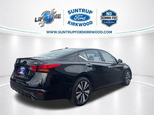 Black 2019 Nissan Altima 2.5 SV