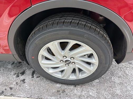 Red Carpet Metallic Tinted Clearcoat 2026 Lincoln Corsair Premiere