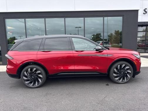 2025 Lincoln Nautilus Reserve