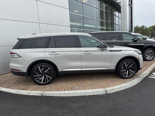 2025 Lincoln Aviator Reserve AWD