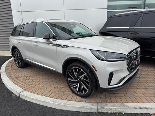 2025 Lincoln Aviator Reserve AWD