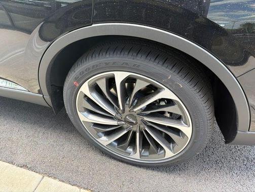 Infinite Black Metallic 2026 Lincoln Aviator Reserve AWD
