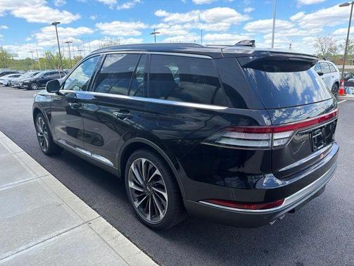 Infinite Black Metallic 2026 Lincoln Aviator Reserve AWD