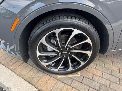 2024 Lincoln Nautilus Black Label