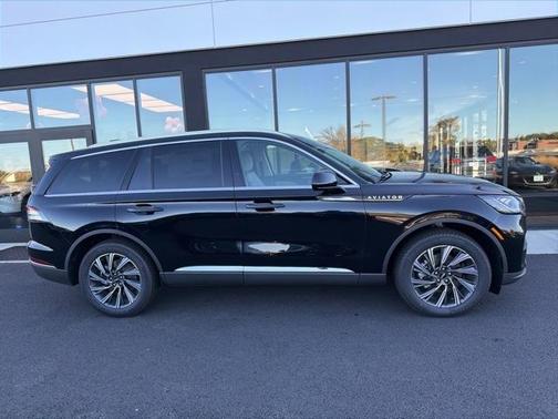 2025 Lincoln Aviator Premiere
